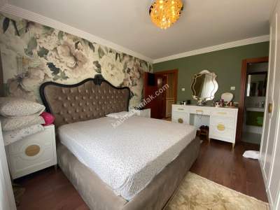 Üsküdar Acıbademde, İçi Full Yapılı, 4+1 Satılık Arakat 3