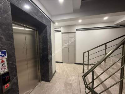 Acıbademde Sıfır Binada, Ultra Lüks Binada, 4+1 Satılık 15