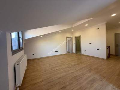 Acıbademde Sıfır Binada, Ultra Lüks Binada, 4+1 Satılık 24