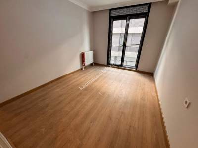 Acıbadem Caddesinde Sıfır Binada 92M2 Net Arakat 3+1 5