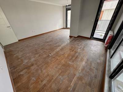 Üsküdar Acıbadem’de Sıfır Binada 3+1 Satılık Arakat 12