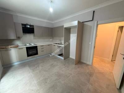 Acıbadem Caddesinde Sıfır Binada, 4+1 Satılık Arakat 6