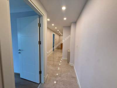 Acıbadem Caddesinde Sıfır Binada, 4+1 Satılık Arakat 24