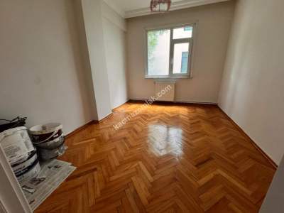 Üsküdar Acıbadem Zerrin Sokak 3+1 Satılık Arakat Daire 7