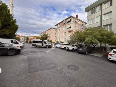 Üsküdar Acıbadem Zerrin Sokak 3+1 Satılık Arakat Daire 22
