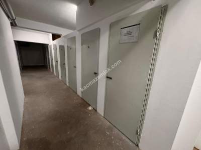 Acıbademde Yeni Binada Ön Cephe Teras,Bahçeli 2+1 Daire 31