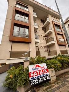 Acıbademde Yeni Binada Ön Cephe Teras,Bahçeli 2+1 Daire 1