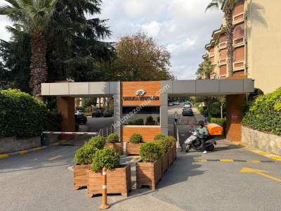 Acıbadem “Çamlıca Konaklarında” Ön Blokta Satılık 23