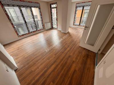 Acıbademde Sıfır Binada Arakat Satılık 2+1 Daire 6