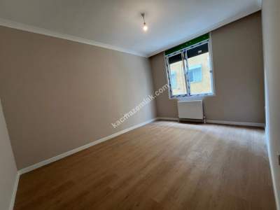 Acıbadem Balözü Sokakta Sıfır Binada Satılık 3+1 Daire 12