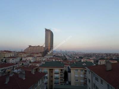 Acıbademde Metro Ve Metrobüse Yakın, Önü Açık 145 M2 18