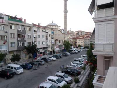 Acıbademde Metro Ve Metrobüse Yakın, Önü Açık 145 M2 20