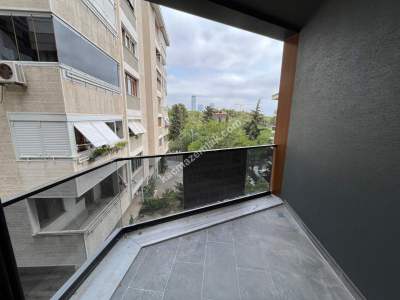 Acıbadem Balözü Sokakta Sıfır Binada Satılık 3+1 Daire 12