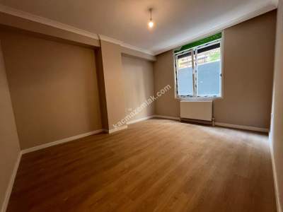 Acıbadem Balözü Sokakta Sıfır Binada Satılık 3+1 Daire 17