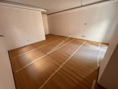 Acıbademde Sıfır Binada Arakat 121 M2 3+1 Daire 3