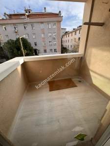 Acıbademde Satılık 3+1 Daire 2