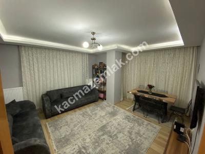 Üsküdar Cumhuriyet Mh 8 Yıllık Binada Ferah 2+1 4