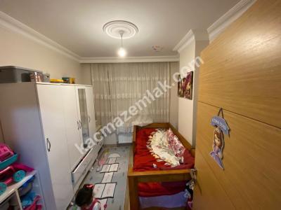 Üsküdar Cumhuriyet Mh 8 Yıllık Binada Ferah 2+1 10