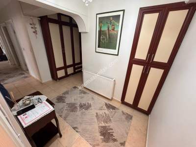 Cumhuriyet Mah.genç Binada Arakat Ön Cephe Satılık 3+1 17