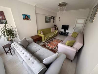 Cumhuriyet Mah.genç Binada Arakat Ön Cephe Satılık 3+1 10