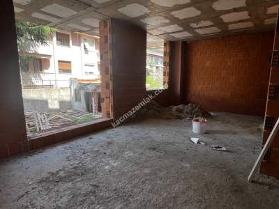 Üsküdar Güzeltepe Semtinde Ebeveyn Banyolu 4+1 13