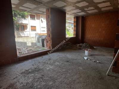 Üsküdar Güzeltepe Semtinde Ebeveyn Banyolu 4+1 14