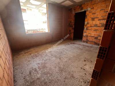 Üsküdar Güzeltepe Semtinde Ebeveyn Banyolu 4+1 18