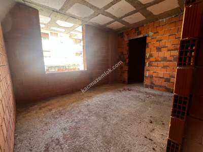 Üsküdar Güzeltepe Semtinde Ebeveyn Banyolu 4+1 16