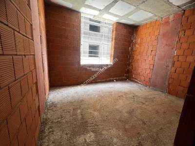 Üsküdar Güzeltepe Semtinde Ebeveyn Banyolu 4+1 23