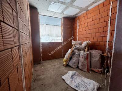 Üsküdarın En Nezih Sokağında Satılık 2+1 Bahçe Katı 18