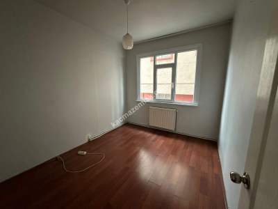 Üsküdar Küçük Çamlıcada, Ara Katta 2+1 Satılık Daire 7