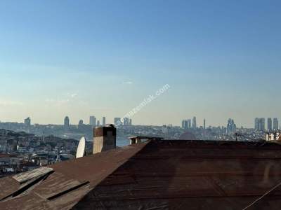 Üsküdar Zeynep Kamilde Deniz Manzaral Geniş 2+1 Satılık 7