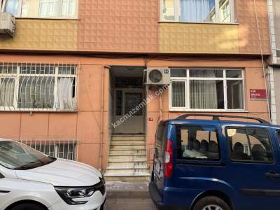 Üsküdar Zeynep Kamilde Deniz Manzaral Geniş 2+1 Satılık 3