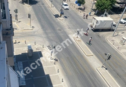 Buca Merkezde 3+1 Acil Satılık Daire 1