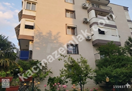 Gaziemir Merkezde 3+1 Ferah Acil Satılık Daire 18