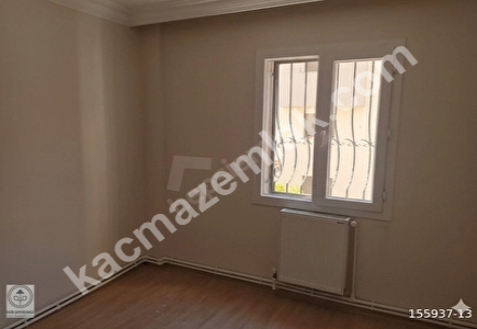 Gaziemir Merkezde 3+1 Ferah Acil Satılık Daire 9