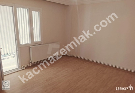 Gaziemir Merkezde 3+1 Ferah Acil Satılık Daire 6