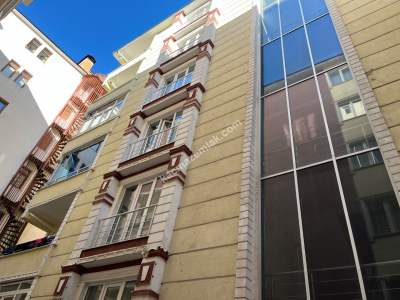 Kars Merkezde Satılık 3+1 Daire 15