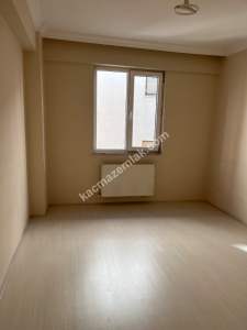 Kars Merkezde Satılık 3+1 Daire 10