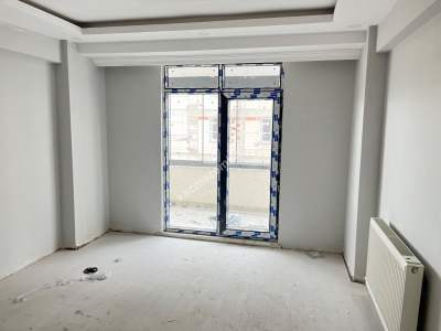 Kars Merkezi Konumda 3+1 Daire 3