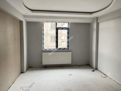 Kars Merkezi Konumda 3+1 Daire 8