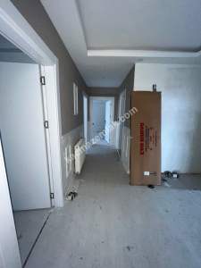 Kars Merkezi Konumda 3+1 Daire 12