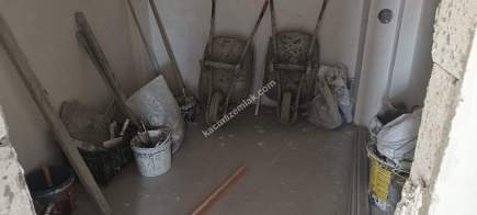 Kocaeli Derincede Satılık 2+1 Bahçe Katı 3