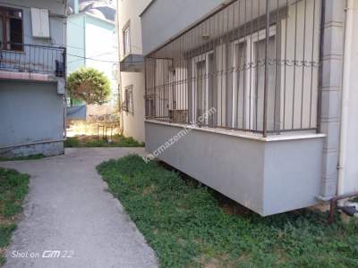 Kaçmaz Emlak'tan İzmit Yenişehir'de Satılık 2+1 Daire 2