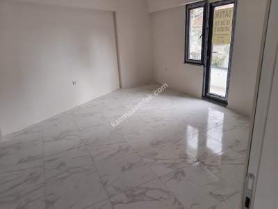 Kocaeli İzmit'te Satılık 2+1 Daire 2