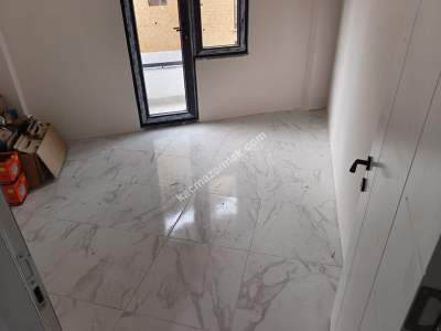 Kocaeli İzmitte Satılık 2+1 Ara Kat 5