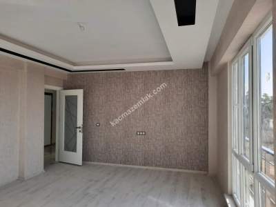 Mevlana Kültür Merkezi Yanı Site İçi 3+1 Lüks Daire 13