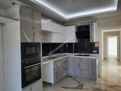 Mevlana Kültür Merkezi Yanı Site İçi 3+1 Lüks Daire 7