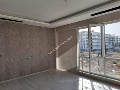 Mevlana Kültür Merkezi Yanı Site İçi 3+1 Lüks Daire 11