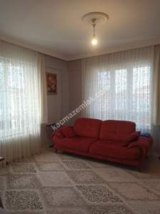 Kütahya Merkez Yunusemre Mh. 4+1 Kombili Satılık Daire 35